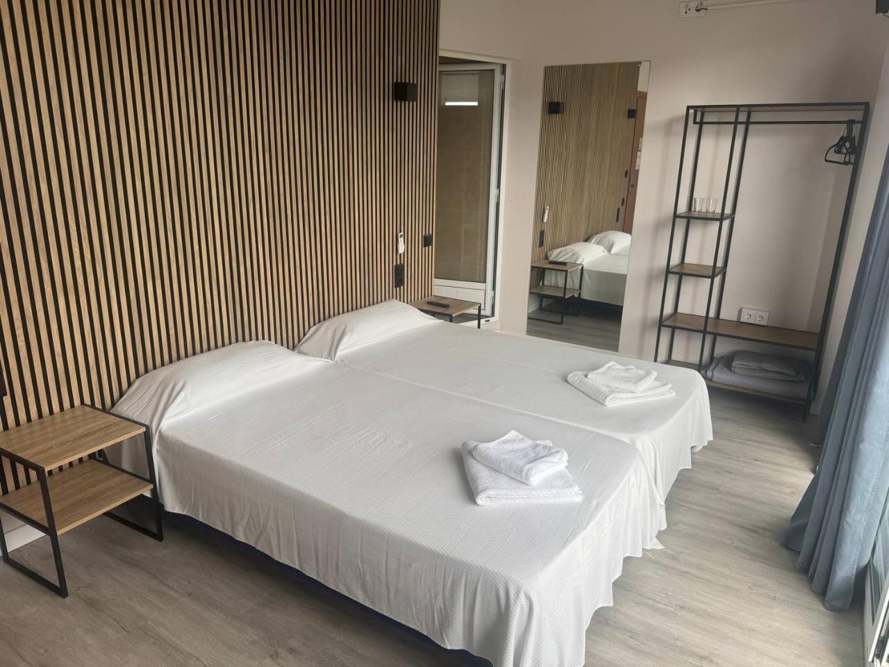 Colibri Hotel Calella Værelse billede